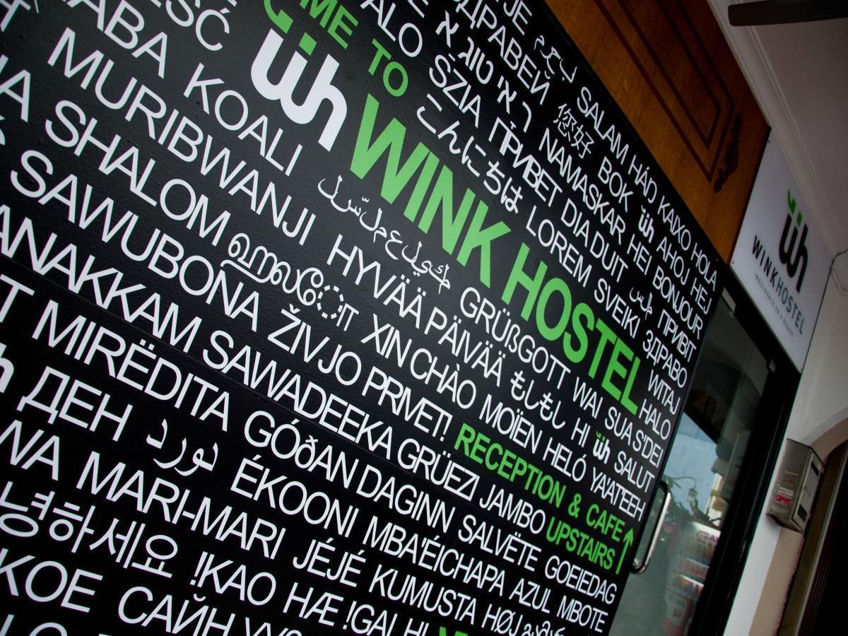 Wink At Mosque Street Hotel kapsul